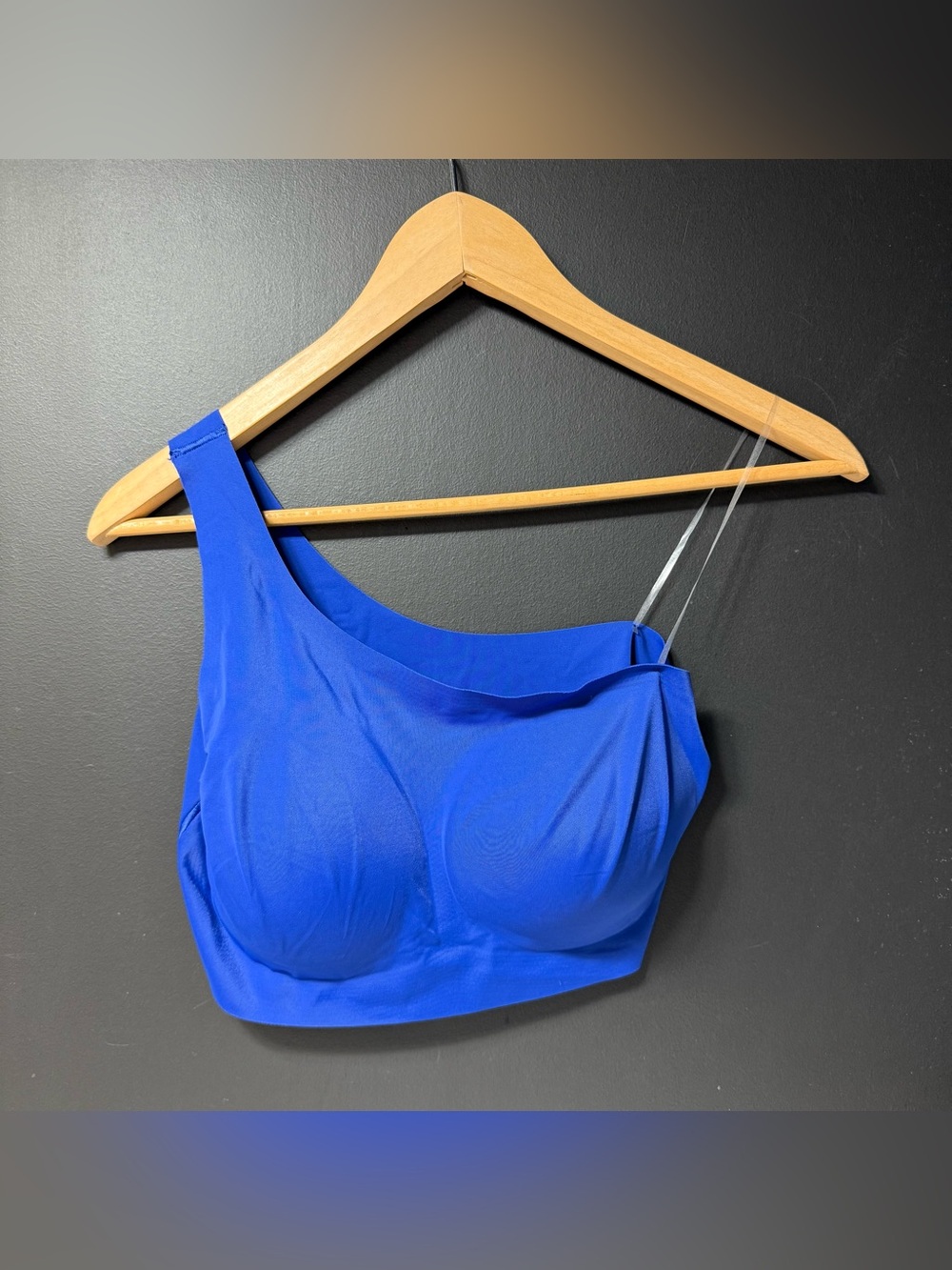 True Body One-Shoulder Bra
True & Co